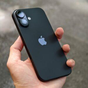 iPhone 16